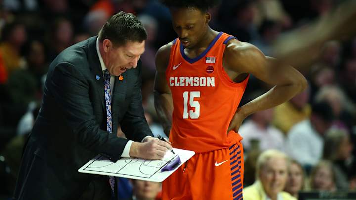 Brownell Coaching In Shadow Of Nation's Top Football Program