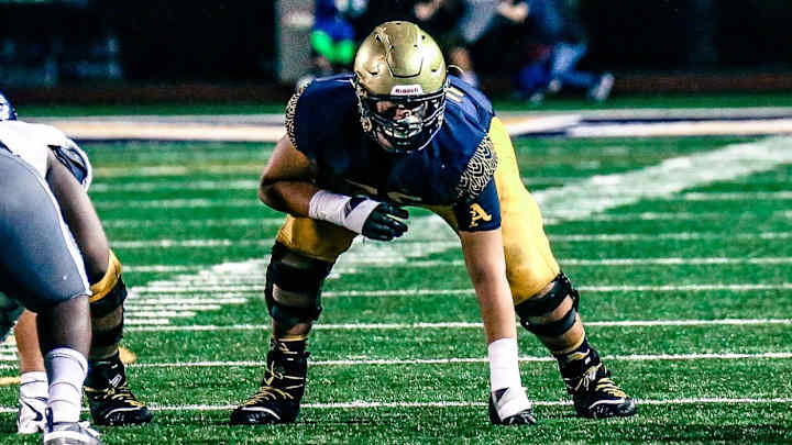 Elite Offensive Tackle Julian Armella Details List of Favorites, Talks Recruitment