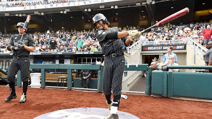 Vanderbilt's Austin Martin Falls to No.5, Headed to Toronto