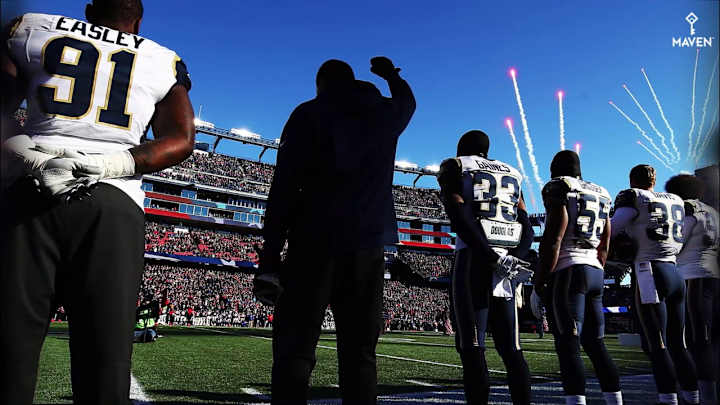 Bears' Robert Quinn Was Warned Against Protesting with Cowboys