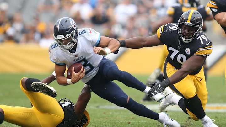 Ranking the Top Three Eagles to Wear No. 93 Ranking the Top Three Eagles to Wear No. 93