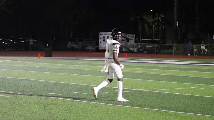 2022 Defensive End Dante Anderson Picking Up Offers Left and Right, Calls LSU Football “Dream School”