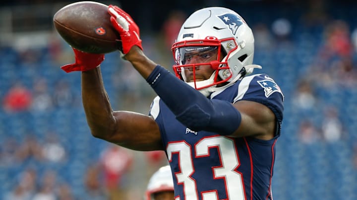 Joejuan Williams: Learning From Patriots' Veteran DBs Has Been a 'Blessing'