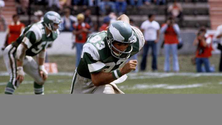 Bobby Walston Clears 'Invincible' Hurdle as Eagles' Best No. 83 Bobby Walston Clears 'Invincible' Hurdle as Eagles' Best No. 83