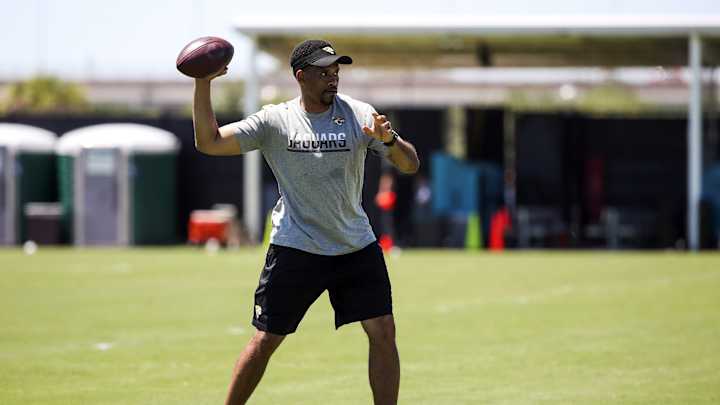 Countdown to Jaguars Football: No. 87 and Who Has Donned it Best