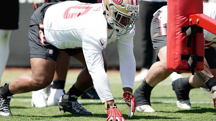 Undersized Givens could Make Big Impact in 49ers' DL Rotation