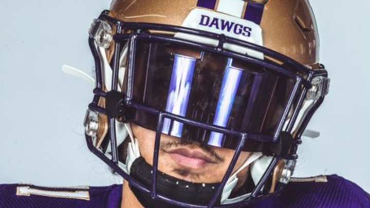 UW Commit Latu, Target Tuimoloau Among SI's 'Most Versatile' 2021 National Recruits UW Commit Latu, Target Tuimoloau Among SI's 'Most Versatile' 2021 National Recruits