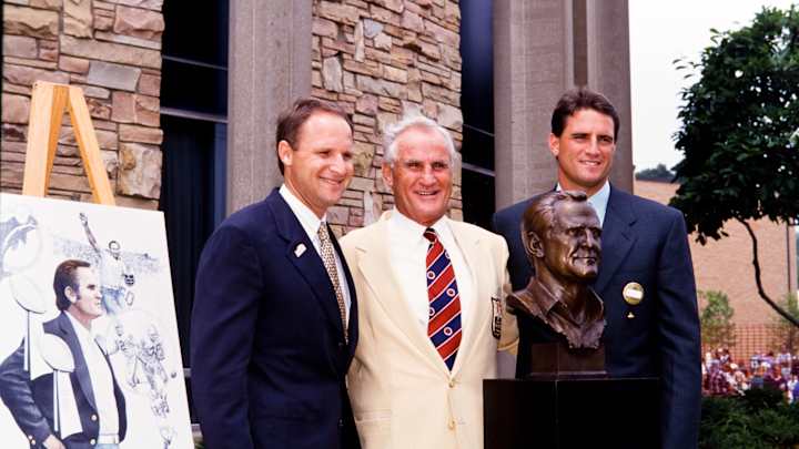 OTD in Dolphins History: Shula Inducted into the Hall of Fame