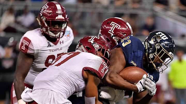 Napoleon Maxwell Can Teach a Few Bears Vets About Real Determination