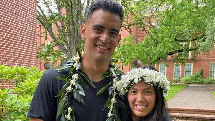Mariota Leaves Bachelor Life Behind in Nashville Mariota Leaves Bachelor Life Behind in Nashville