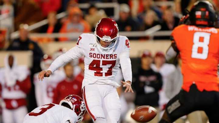 Watch Oklahoma Kicker Gabe Brkic Drill 72-Yard Field Goal