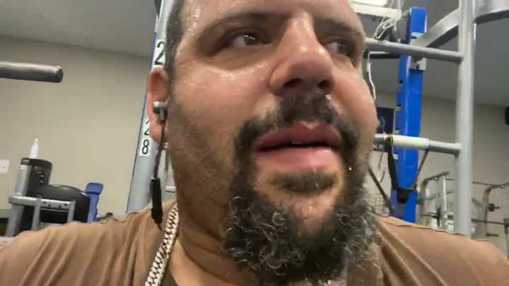 Ultimate White-Frisbee: He Survived UW Losing to Become a Winner in Life Ultimate White-Frisbee: He Survived UW Losing to Become a Winner in Life