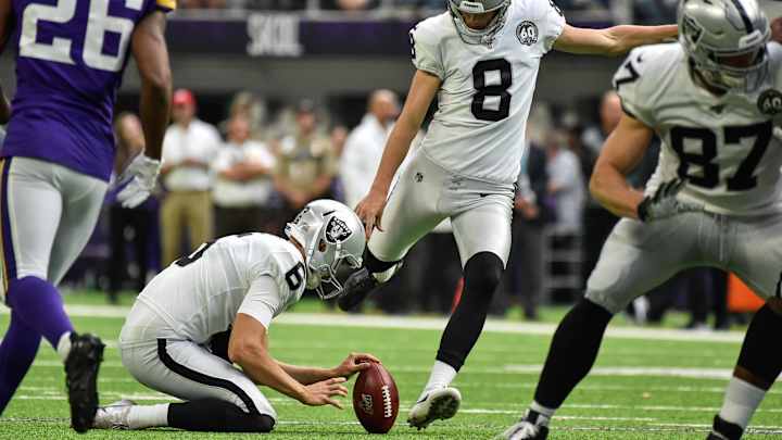 Daniel Carlson Wins AFC Special Teams Player of the Week