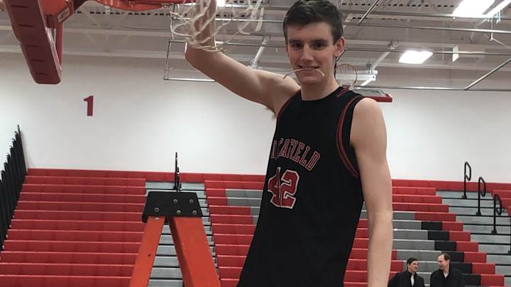 BREAKING NEWS: 2020 7-Foot In-State Center Brandon Lieb Commits To Illini BREAKING NEWS: 2020 7-Foot In-State Center Brandon Lieb Commits To Illini