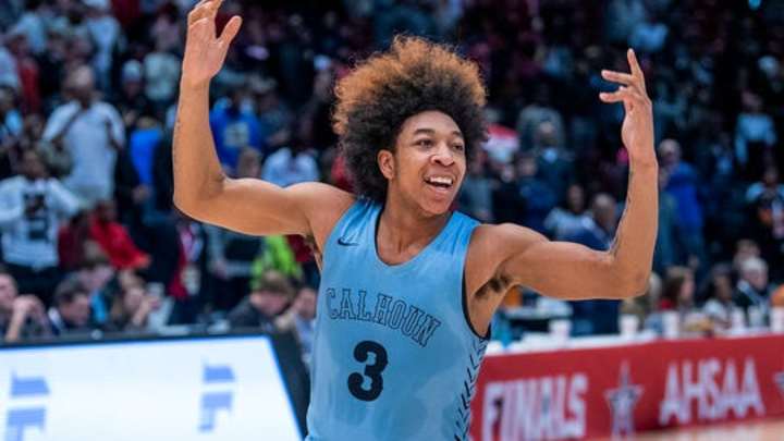 Louisville makes Top 10 for Class of 2021 PG JD Davison Louisville makes Top 10 for Class of 2021 PG JD Davison