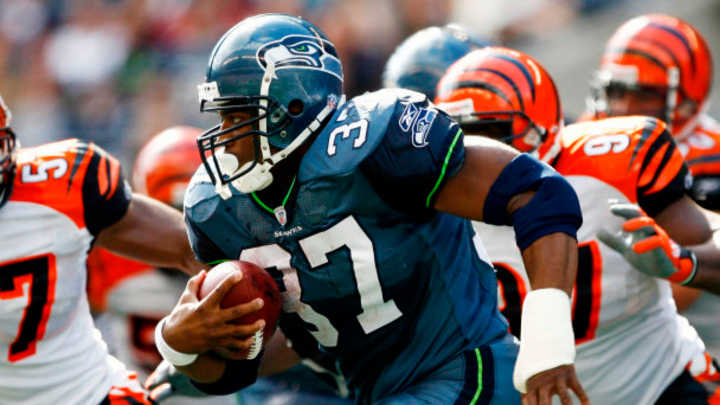 Shaun Alexander Remains Seahawks' Most Glaring Hall of Fame Snub Shaun Alexander Remains Seahawks' Most Glaring Hall of Fame Snub