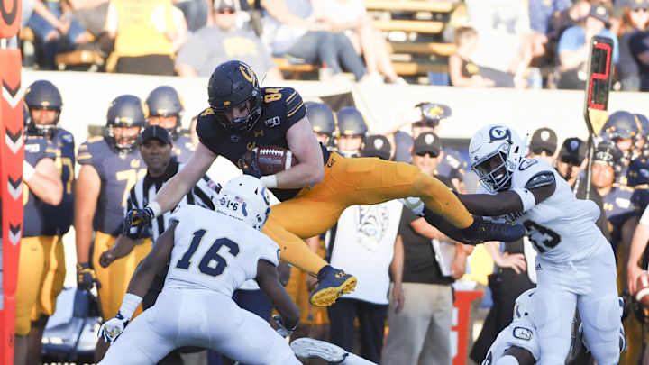 Can You Imagine a Pac-12 Where the Bottom Teams Are Relegated to FCS?