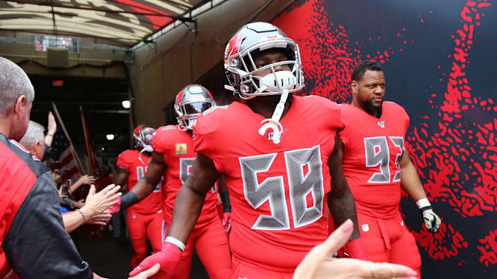Shaq Barrett Accepts Franchise Tender from Bucs, but Files Grievance Over Position Designation Shaq Barrett Accepts Franchise Tender from Bucs, but Files Grievance Over Position Designation