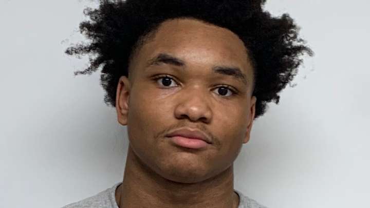 Wise Defensive End Amar Thomas Up to Five Early Offers