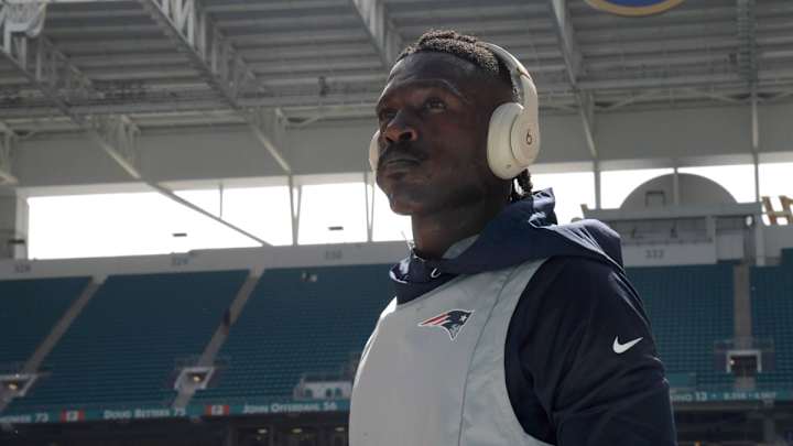 Antonio Brown Working out with Seahawks QB Russell Wilson