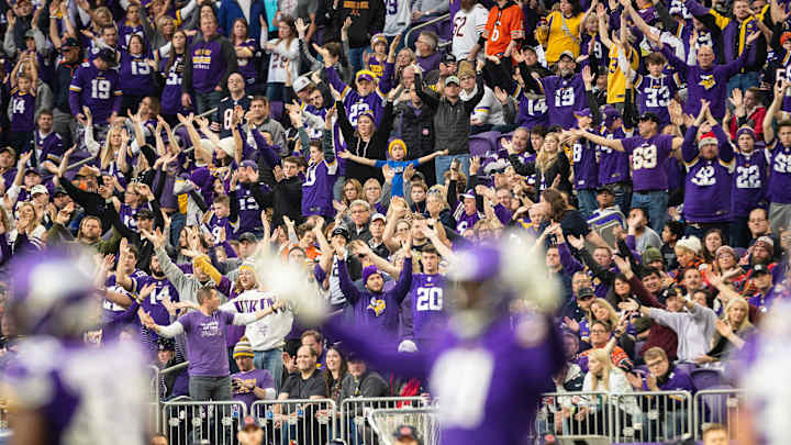 Report: NFL Considers Requiring Fans to Sign COVID-19 Liability Waivers to Attend Games Report: NFL Considers Requiring Fans to Sign COVID-19 Liability Waivers to Attend Games