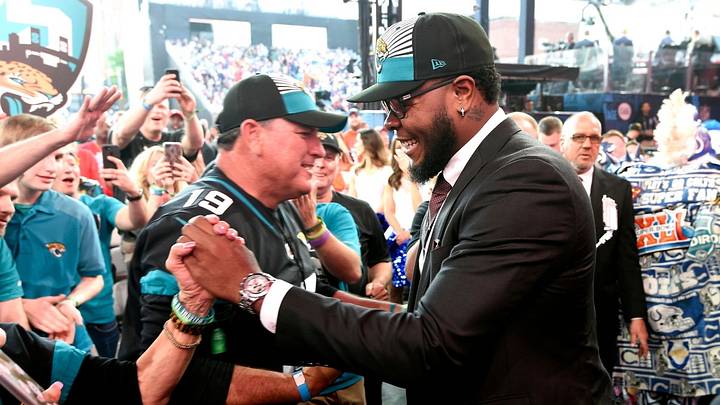 Jaguars' Jawaan Taylor Reels in Monstrous Catch Jaguars' Jawaan Taylor Reels in Monstrous Catch