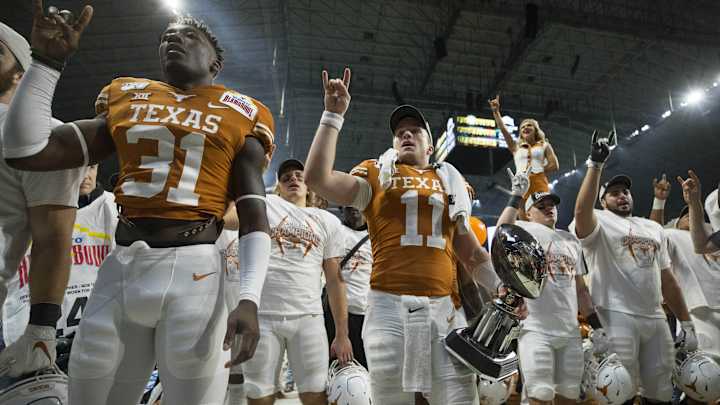 Former All-SWC Linebacker Weighs in on 'The Eyes of Texas'