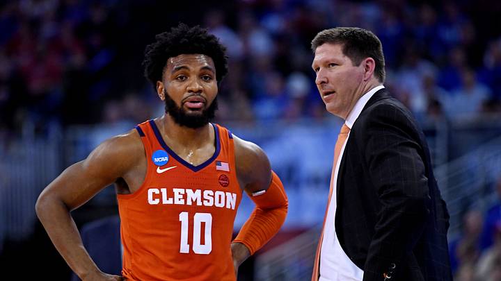 Clemson Alumni Begin Quest For $1,000,000 Clemson Alumni Begin Quest For $1,000,000