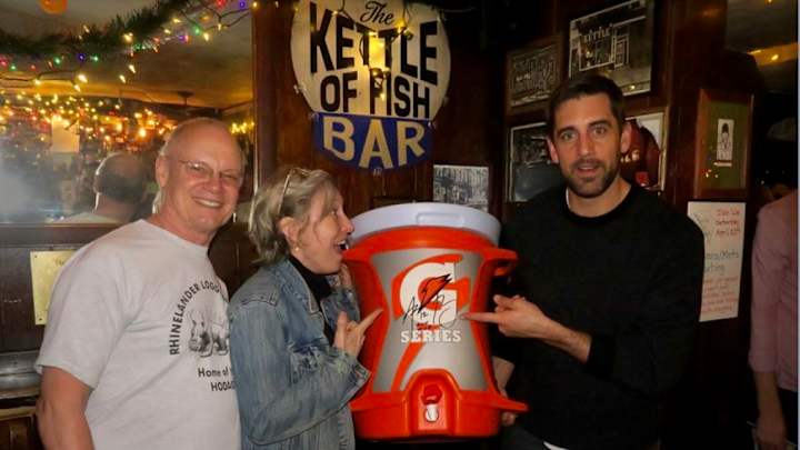 COVID-19: Aaron Rodgers Joins Effort to Save NYC Packers' Hangout COVID-19: Aaron Rodgers Joins Effort to Save NYC Packers' Hangout