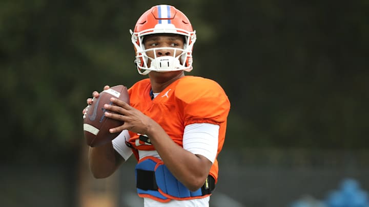 Gators QB Anthony Richardson to Wear No. 15: 'It's an Honor'