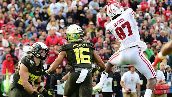 Quintez Cephus and Jason Huntley Sign Contracts with Lions Quintez Cephus and Jason Huntley Sign Contracts with Lions