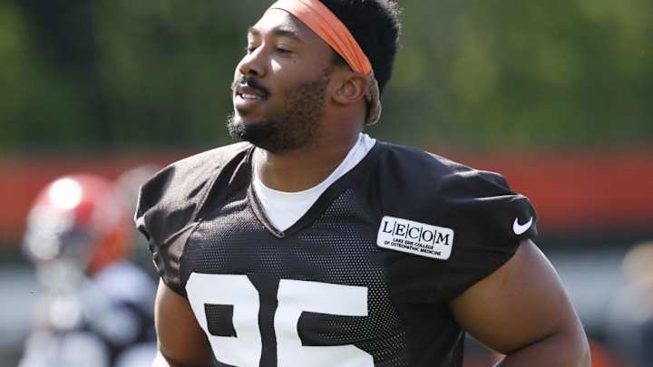 Cleveland Browns Myles Garrett Launches A 5K Run To Support Alzheimers