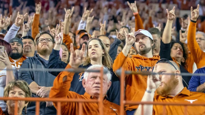 Receiver Chooses Texas Over Offers From Alabama, Texas A&M and Many Others