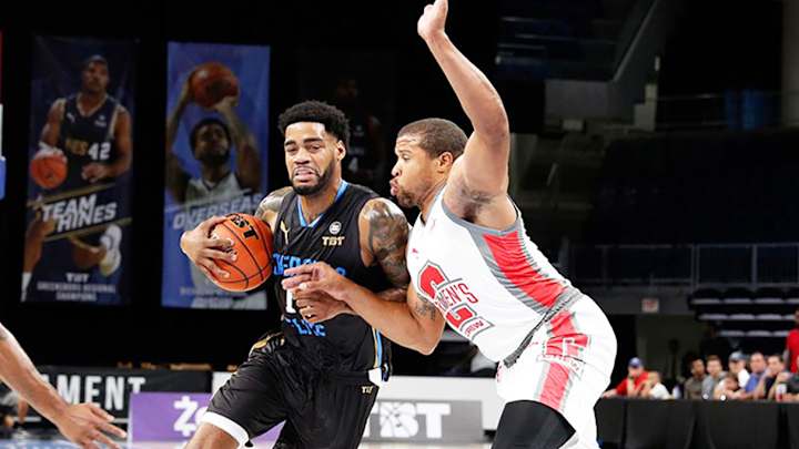 Jeff Gibbs Returns with Carmen's Crew for TBT