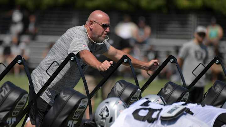 Cable Downplays Rebuilding Offensive Line Cable Downplays Rebuilding Offensive Line