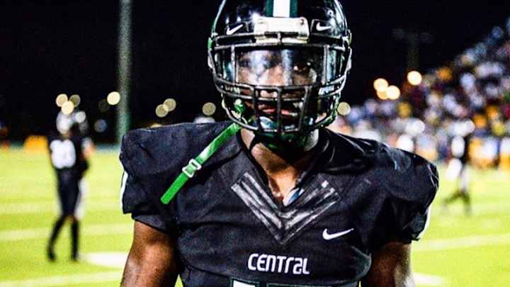 2022 Linebacker Wesley Bissainthe Felt “Honored” To Receive Offer from LSU Football, Talks Campus Visit