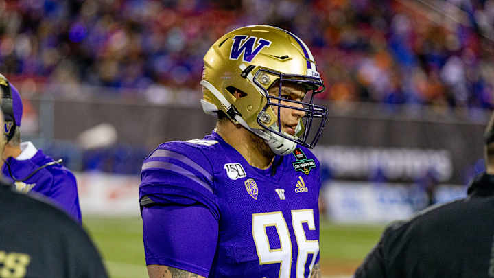 Battle of the Bandes: Prized Defensive Tackle Will Be a Front Man Soon Enough