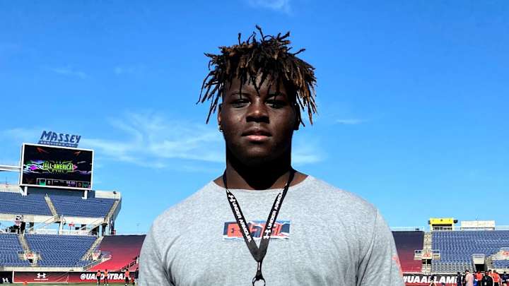 SI99 OT Amarius Mims Commits to Georgia