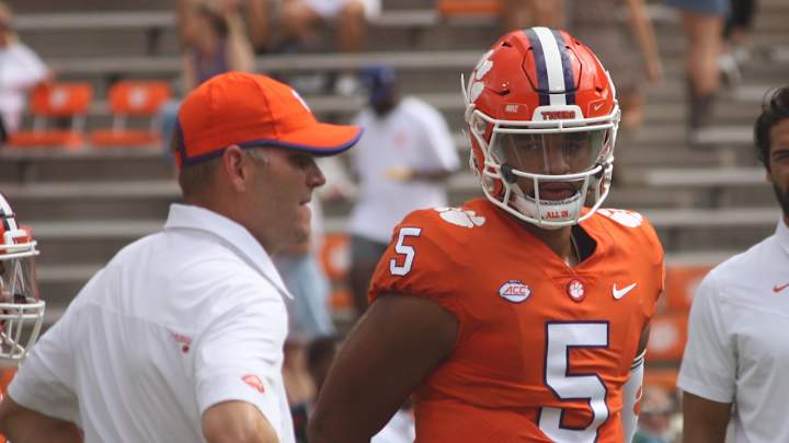 Clemson Coaches Want QB D.J. Uiagalelei to 'Fully Commit' to Fundamentals