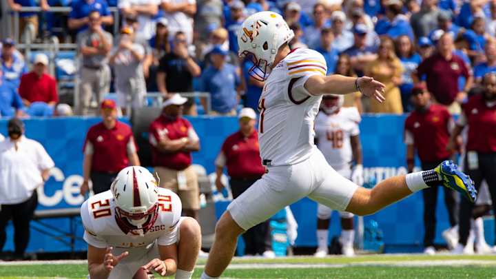 Former Oklahoma K Calum Sutherland Earns National Kicking Honor