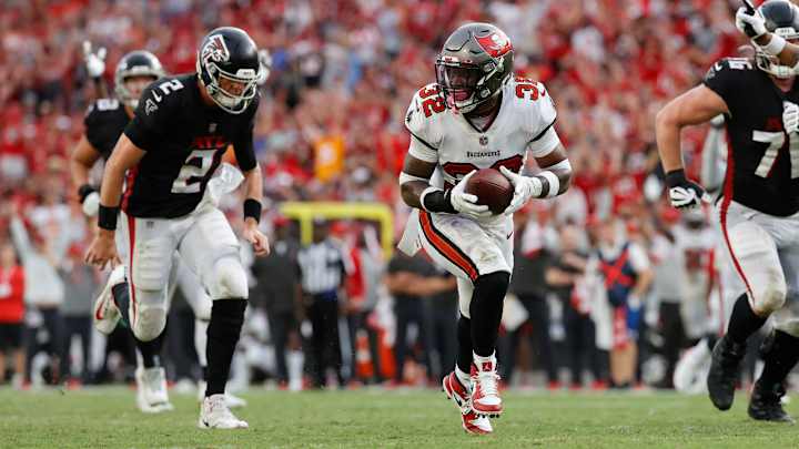 Buccaneers vs. Falcons: Snap Count Observations From Week 2