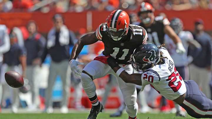 With Jarvis Landry Out, Young Receivers Must Take Advantage of Opportunity With Jarvis Landry Out, Young Receivers Must Take Advantage of Opportunity