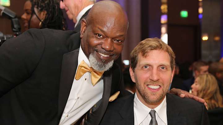 Dallas Mavs & Cowboys Unite for Michael Finley Foundation Dallas Mavs & Cowboys Unite for Michael Finley Foundation