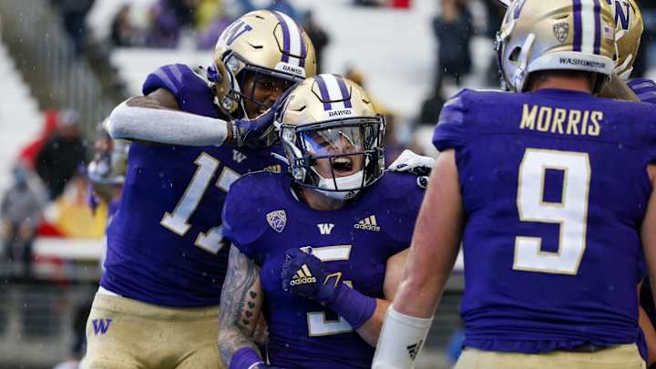 UW Fan Favorite McGrew Returns from Exile and Fans Applaud