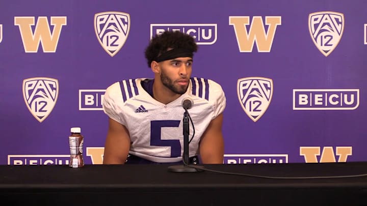 Cook's Reaction to Texas Running Back Enrolling Early at UW is Entertaining
