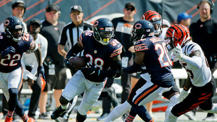 Akiem Hicks Returns, Tashaun Gipson Doubtful