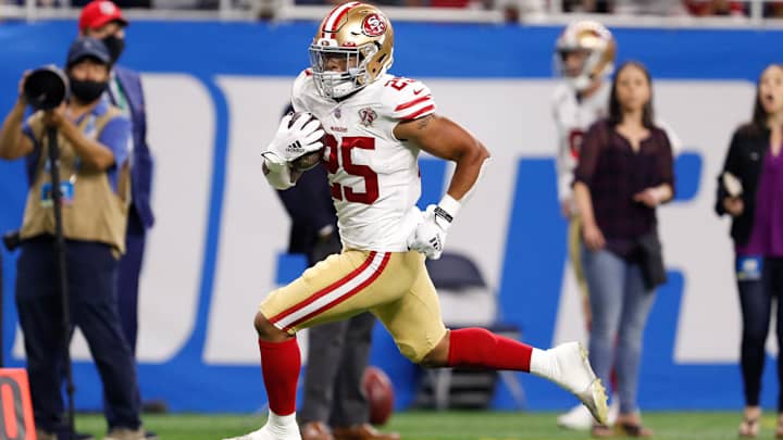 Elijah Mitchell is Doubtful to Play Against the Packers