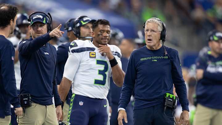 The Challenge of Russell Wilson in Seahawks' 2021 Offense The Challenge of Russell Wilson in Seahawks' 2021 Offense