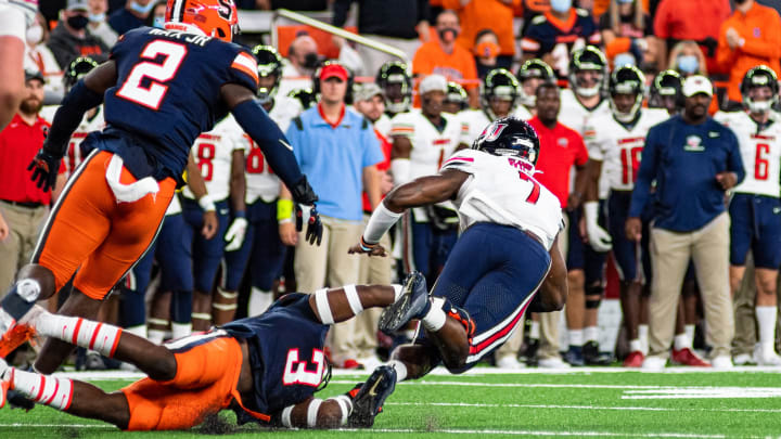 Syracuse Defense Steps Up Against Toughest Opponent to Date