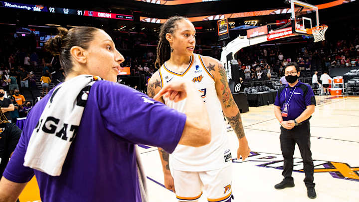 Mercury Eliminate Defending Champion Storm, Advance to Semis Behind Griner's Double-Double Mercury Eliminate Defending Champion Storm, Advance to Semis Behind Griner's Double-Double